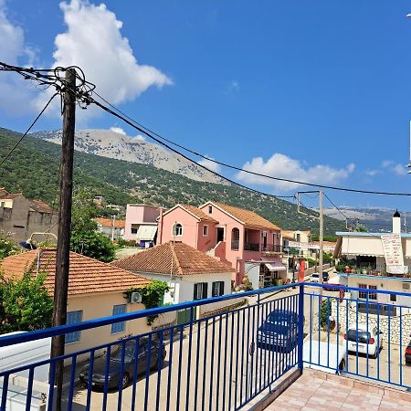 Blue Moon Apartment Αγία Ευφημία Εξωτερικό φωτογραφία