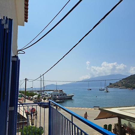 Blue Moon Apartment Αγία Ευφημία Εξωτερικό φωτογραφία