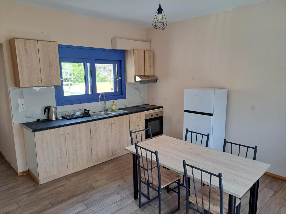 Blue Moon Apartment Αγία Ευφημία Εξωτερικό φωτογραφία