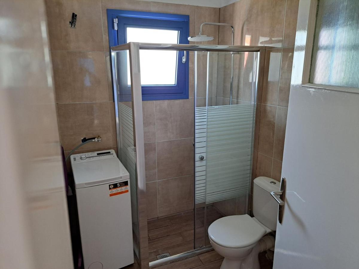 Blue Moon Apartment Αγία Ευφημία Εξωτερικό φωτογραφία